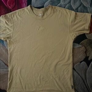 Nike Men's Tan T-Shirt